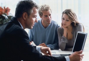 How To Become A Financial Advisor