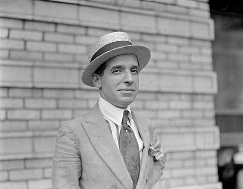 3-Charles-Ponzi-1882–1949